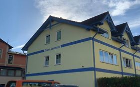 Haus Jasmund Ferienwohnung 1